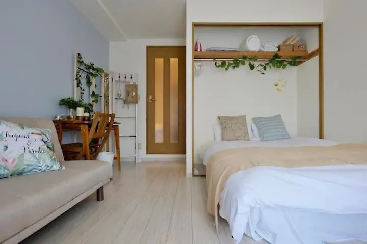 コンフィデンスロン404 Apartment Osaka